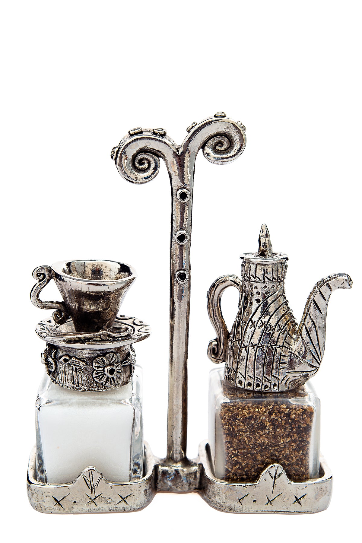 Alice in Wonderland salt and pepper shaker with a Renaissance carrier, handcrafted by German artist Thomas Leiblein. American pewter, made in the USA.