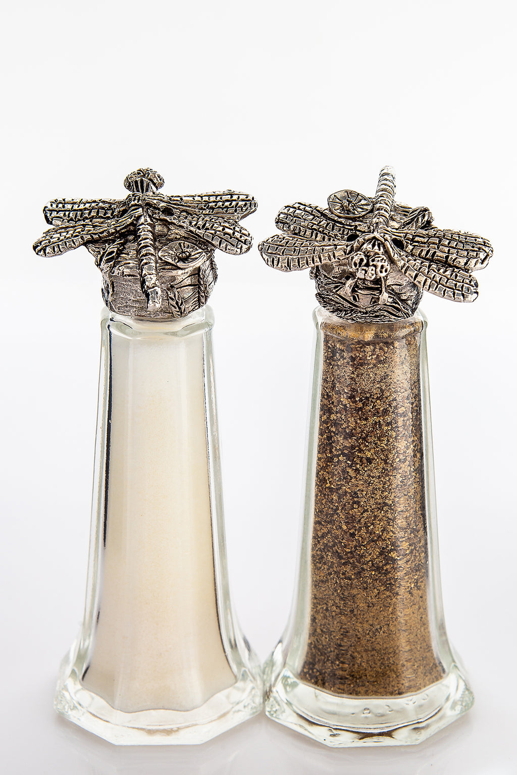 Dragonfly salt and pepper shaker set, handcrafted by German artist Thomas Leiblein. American pewter, made in the USA.