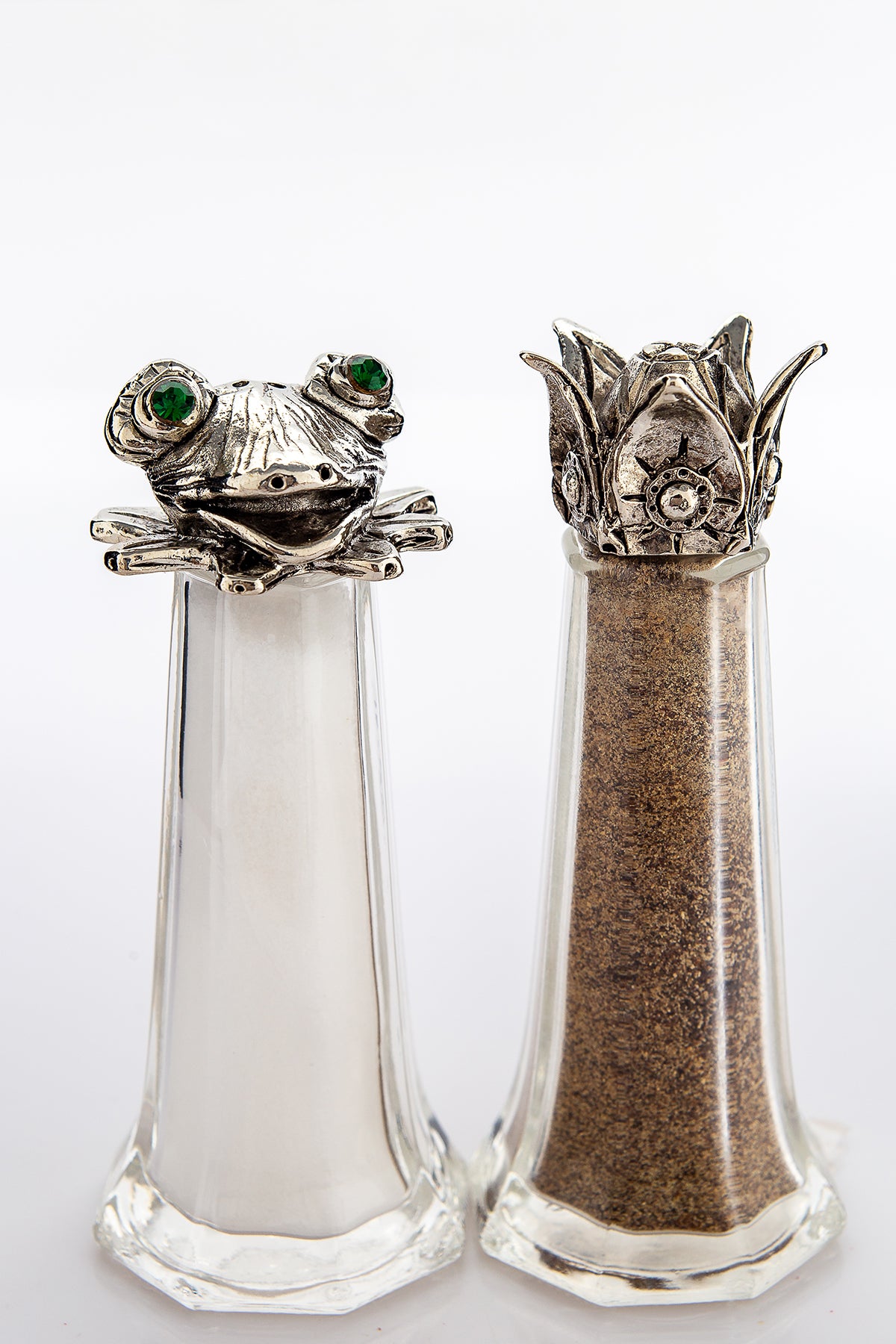 Frog and Prince salt and pepper shaker set, handcrafted by German artist Thomas Leiblein. American pewter, made in the USA.