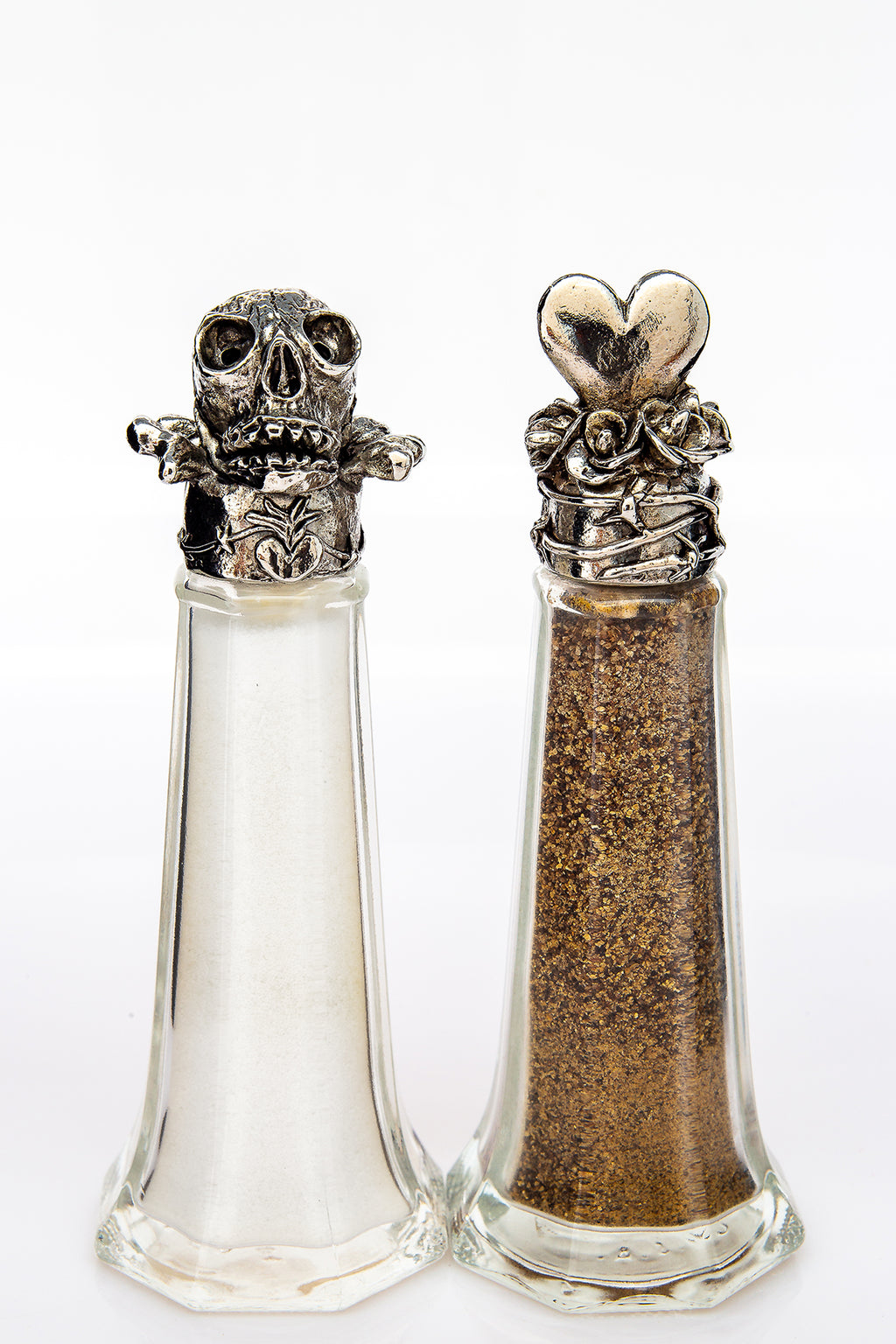 Skull and Heart salt and pepper shaker set, handcrafted by German artist Thomas Leiblein. American pewter, made in the USA.