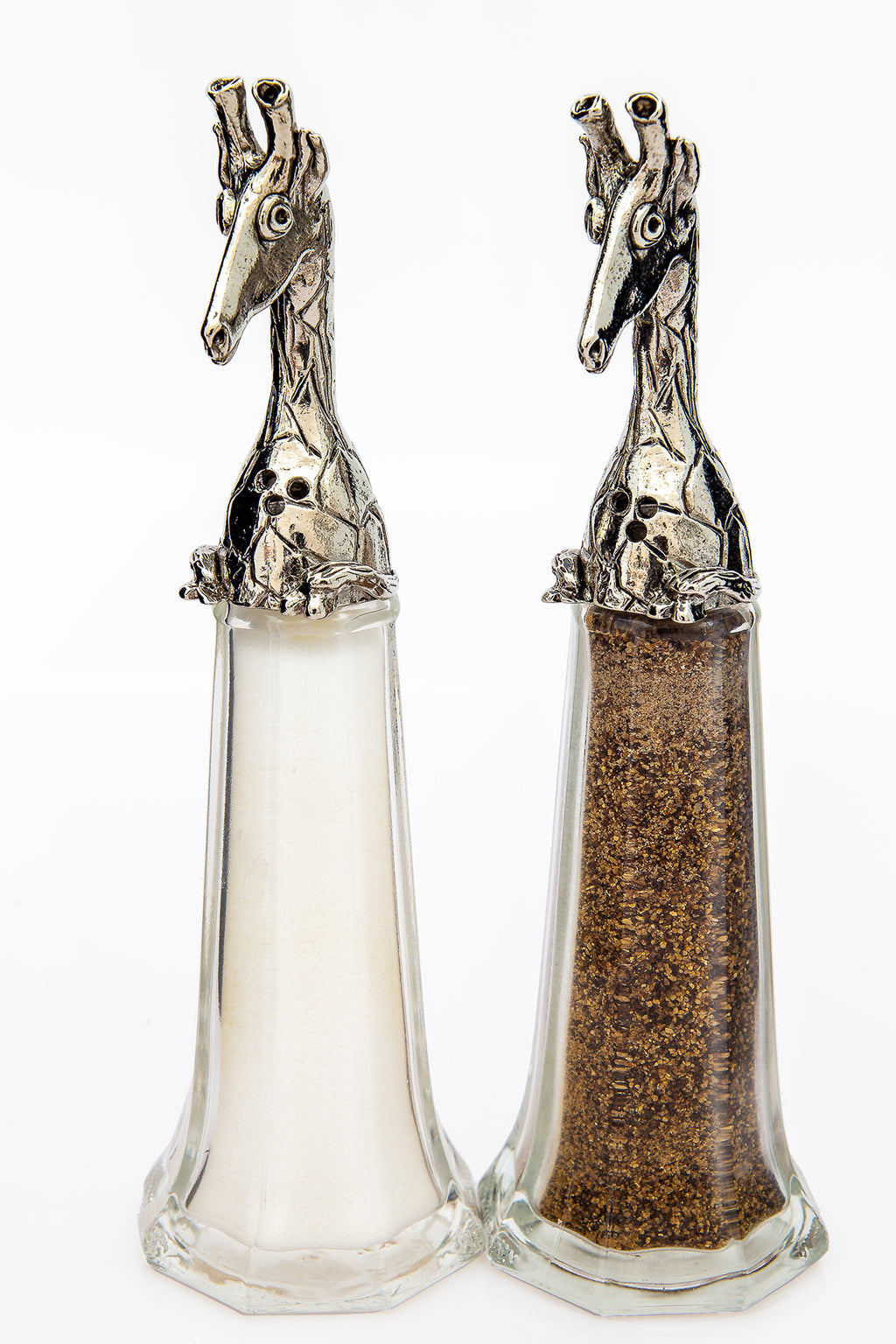Giraffe salt and pepper shaker set, handcrafted by German artist Thomas Leiblein. American pewter, made in the USA.